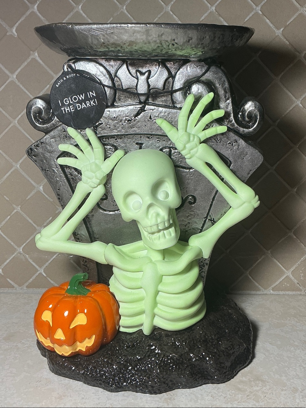 Bath & Body Works Halloween Glow In The Dark Skeleton 3 Wick Candle Holder